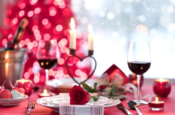 valentine's day dining table - restaurant wine table table for two imagens e fotografias de stock