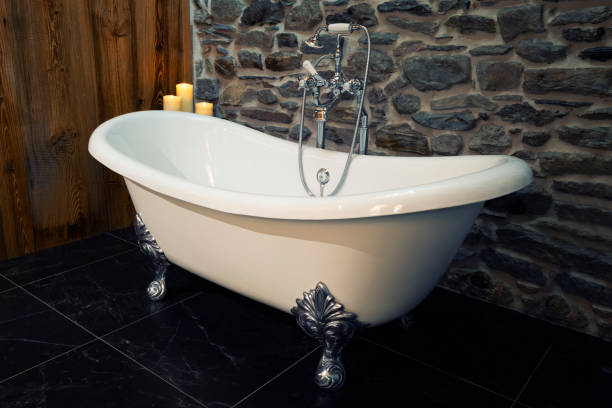istock Beautiful classic style white claw foot bathtub 1294146407