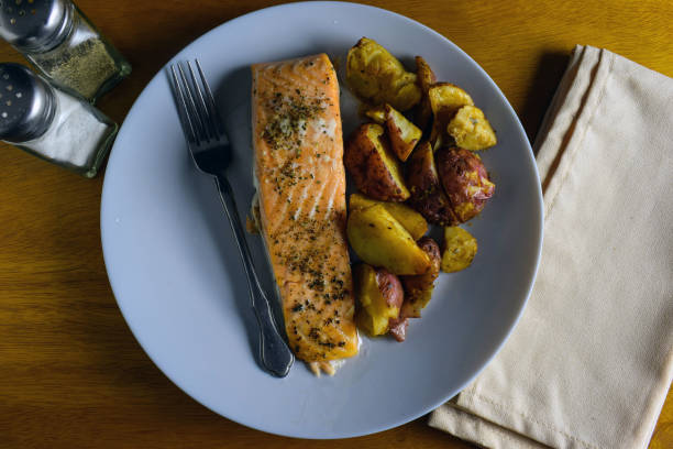 istock baked season salmon 1294156209