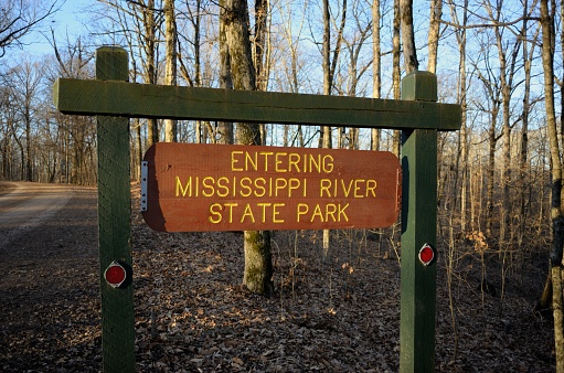 Sign at entrance to Mississippi River State Park in Arkansas