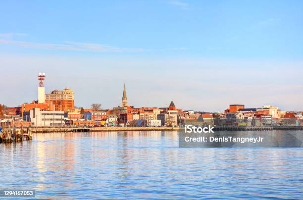 New London Waterfront Stock Photo - Download Image Now - New London County - Connecticut, Connecticut, USA