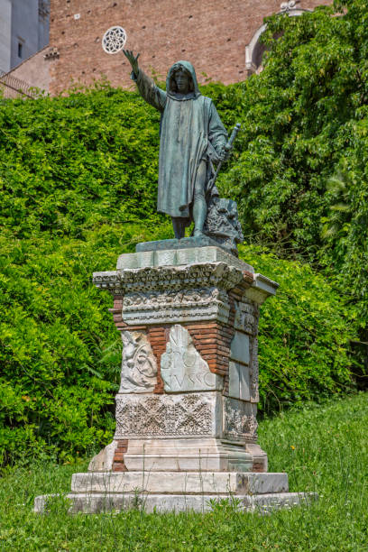 istock The bronze statue of Cola Di Rienzo 1294168054