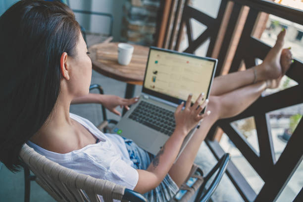 istock Woman working on vacation 1294168986