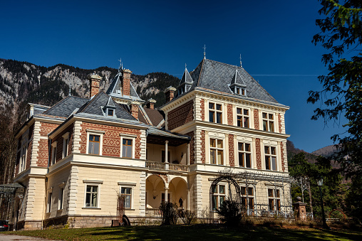 Villa Wartholz, former 
