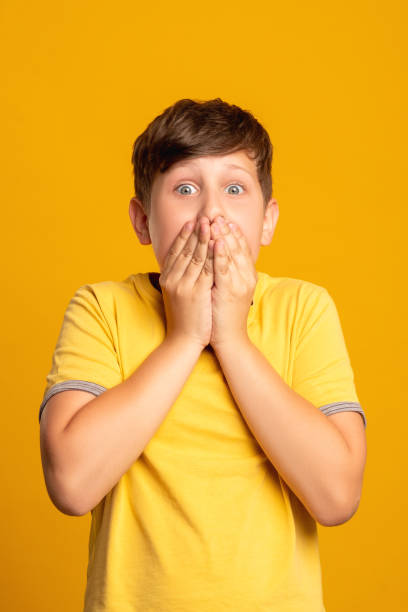 istock impressed child special offer exciting news omg 1294349090