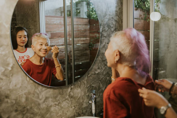 istock Morning makeup with hipster senior family 1294393331