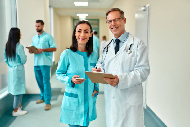 istock Doctor team. Medicine. 1294409473