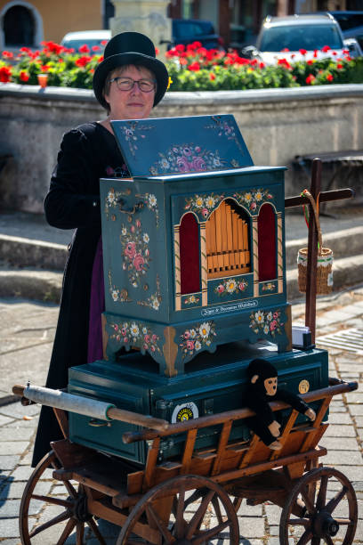 barrel organ