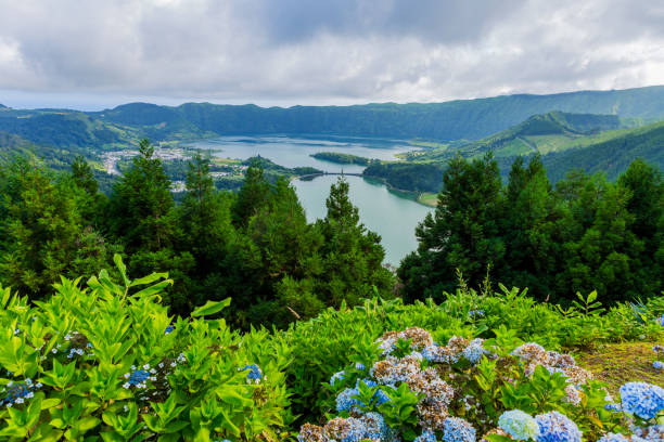 istock Lake of Sete Cidades 1294442369