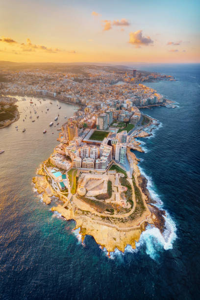 Valletta, Malta during Sunset, taken in November 2020 Valletta, Malta during Sunset, taken in November 2020, post processed using exposure bracketing malta stock pictures, royalty-free photos & images