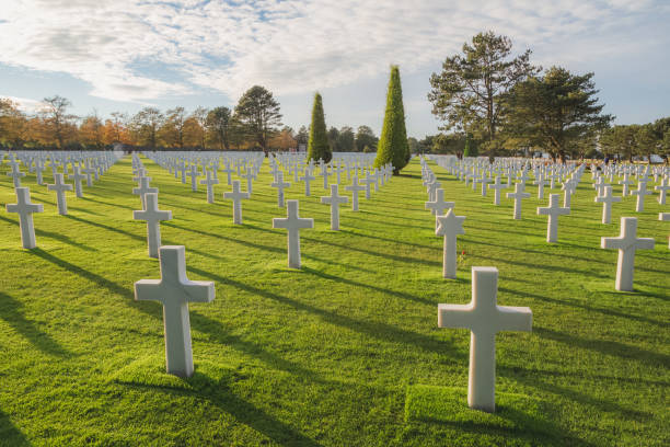 normandy american cemetery - iwo jima stock-fotos und bilder