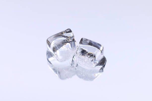 istock the melting form of ice 1294533123