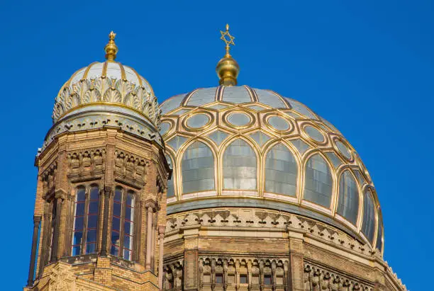 Photo of Berlin - The cupolas of the synagogue.