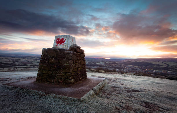 paesaggio del galles - wales town of wales welsh flag welsh culture foto e immagini stock