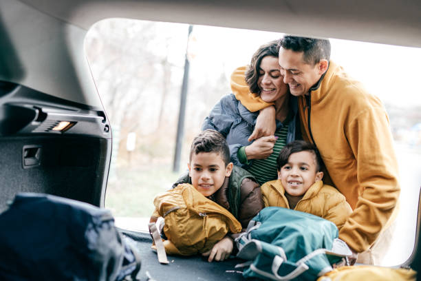 istock Family vacations with kids and car 1294711176