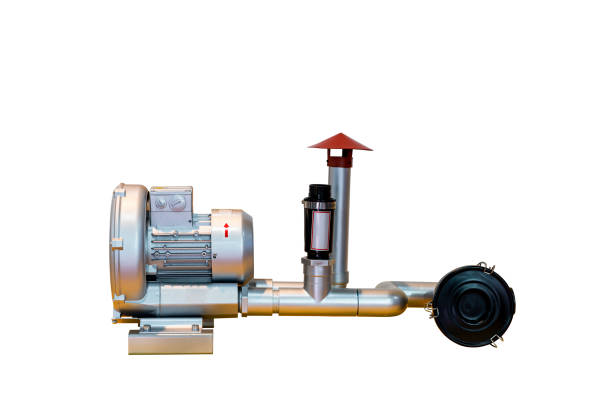 High performance industrial centrifugal vortex air pump or high pressure air blower machine with electric motor suction silencer for noise reduce inlet filter and other component isolated with clipping path bomba de aire de vórtice centrífugo industrial de alto rendimiento o máquina sopladora de aire de alta presión con silenciador de aspiración de motor eléctrico para reducir el ruido filtro de entrada y otros componentes aislados con trayectoria de re
