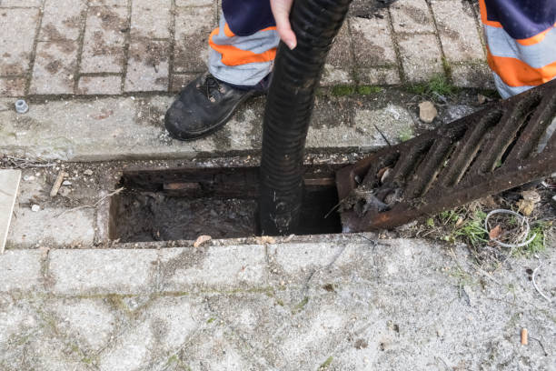 istock suction from street floor drain 1294983612