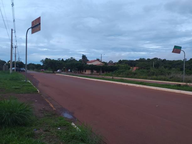 istock Completely empty street in Chapada dos Guimaraes 1295014168