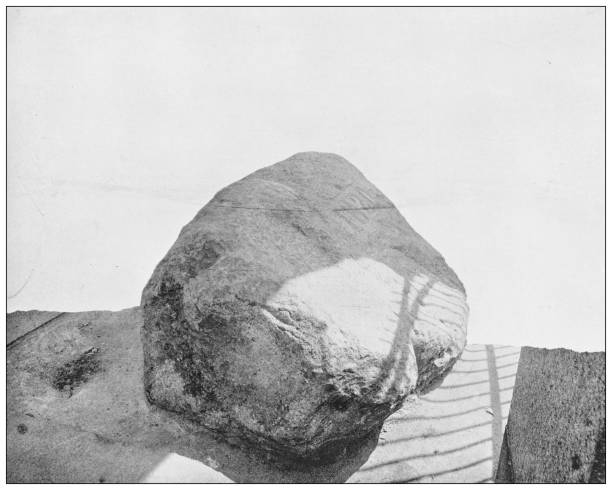 antyczne zdjęcie: plymouth rock, pilgrims rock - plymouth rock stock illustrations