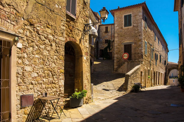 istock Buildings in Montemerano, Tuscany 1295078014