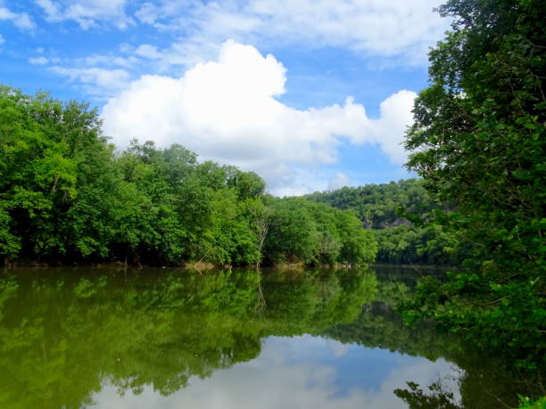 istock Kentucky River bend on a sunny day 1295093305