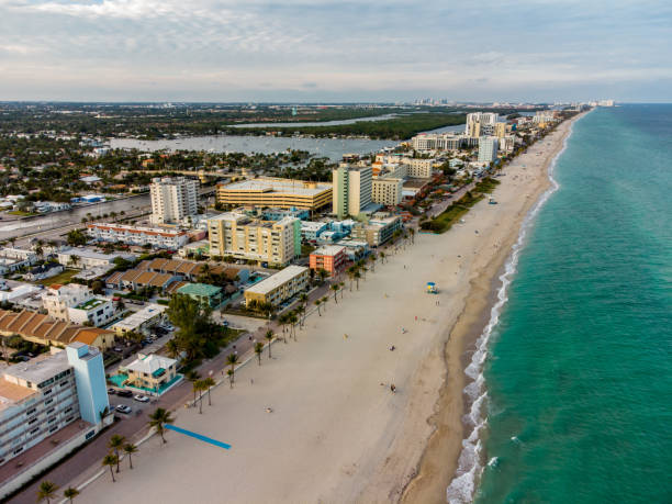 istock Travel hollywood Beach FL USA 1295180427