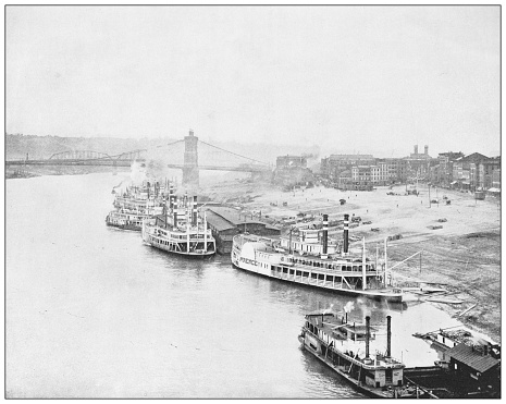 Antique photograph: Cincinnati, Ohio