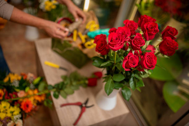 istock Bouquet Of Roses On A Table 1295373244