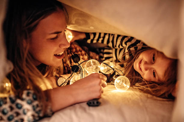 istock Tell me a story mum 1295389047