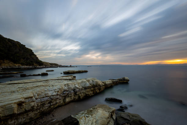 istock Kannon-zaki at dawn 1295399764