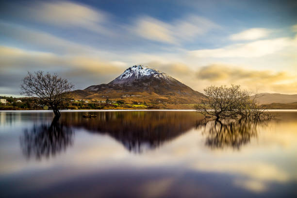 istock Mount Errigal covered in snow 1295510756