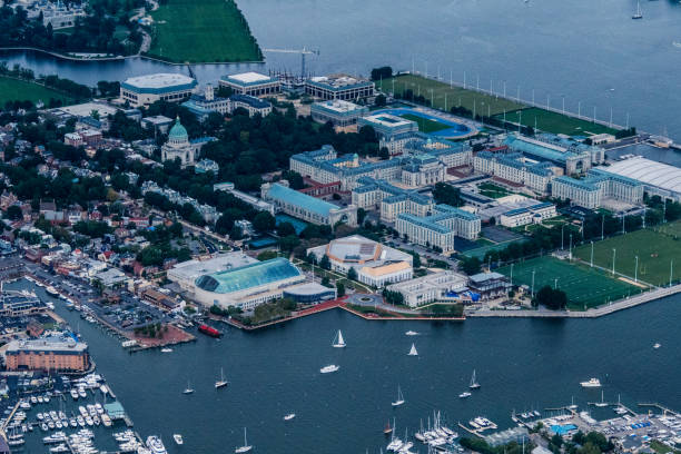 аэрофотоснимок, военно-морская академия, аннаполис, md - us naval academy стоковые фото и изображения