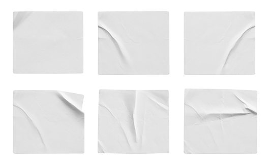 Conjunto de etiquetas en blanco en blanco aislados sobre fondo blanco photo