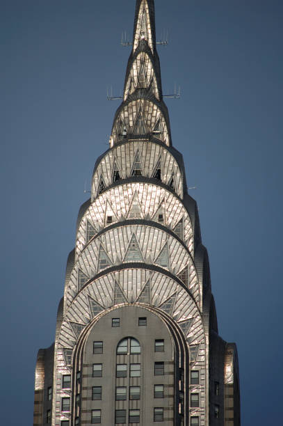 マンハッタン(ニューヨーク)の最も象徴的な建物や高層ビルの眺め。 - chrysler building ストックフォトと画像