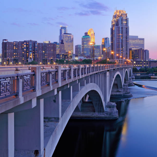 istock Central Avenue Bridge + Minneapolis Skyline 1295694062