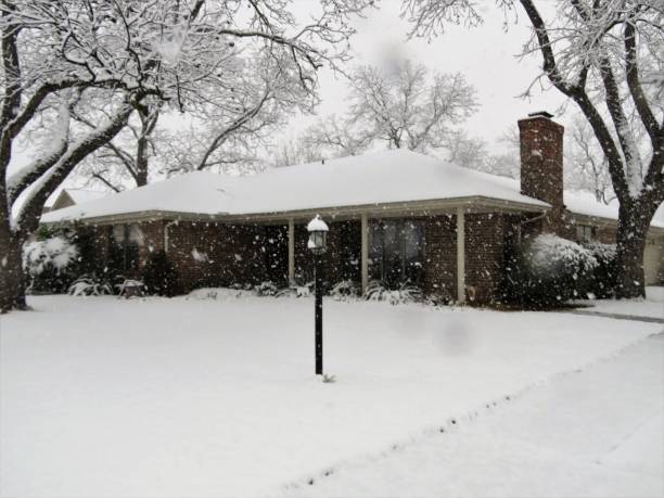istock House in Snow landscape in Texas 1295716293