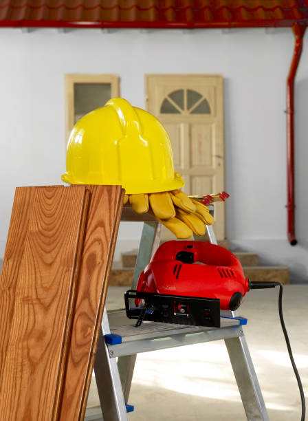 домашнее добавление - home addition roof tile building activity wood стоковые фото и изображения