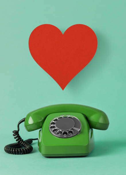 istock Love telephone 1295782963