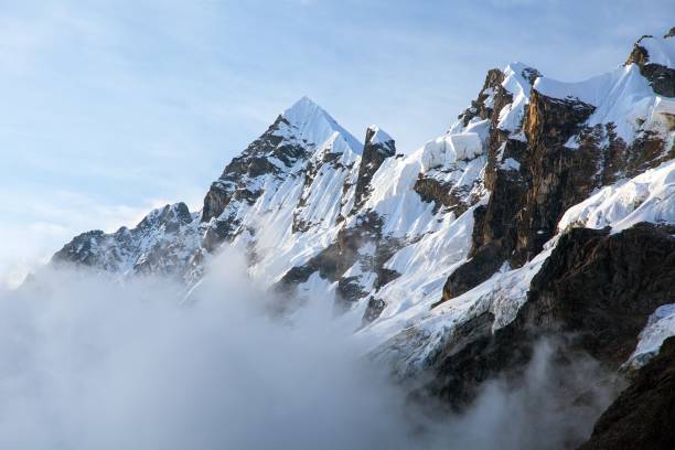 salkantay oder salcantay trek in peru - andes stock-fotos und bilder