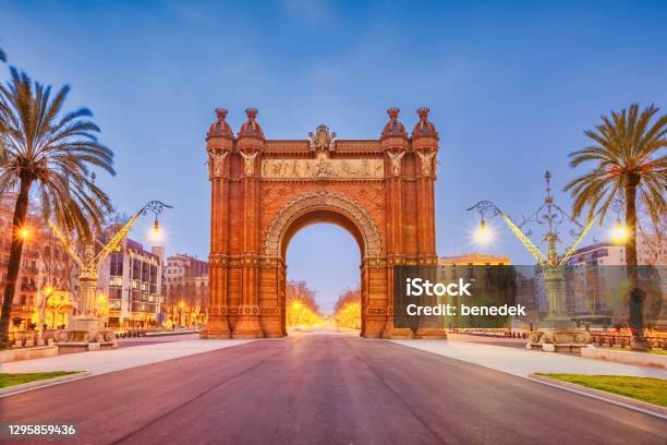 Arc De Triomf In Downtown Barcelona Spain Triumphal Arch Stock Photo - Download Image Now