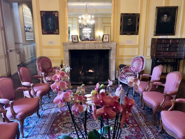 istock Sitting Room at Villandry 1295901121