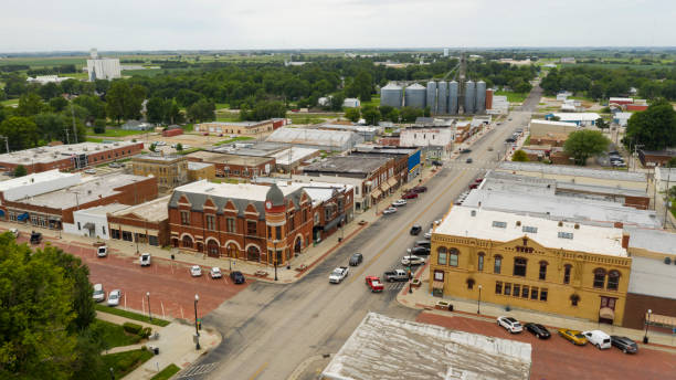 Aerial View Main Street Intersection Small Town Hiawatha Kansas A small town just across the Nebraska border primarily an agricultural city rural scene stock pictures, royalty-free photos & images