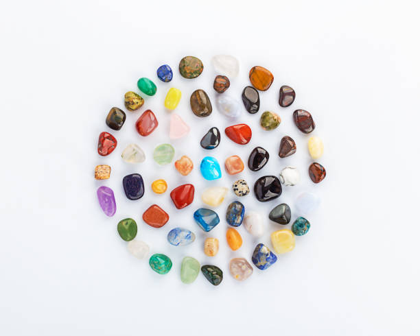 kolekcja wielobarwnych minerałów i kryształów. - garnet precious gem gem green zdjęcia i obrazy z banku zdjęć