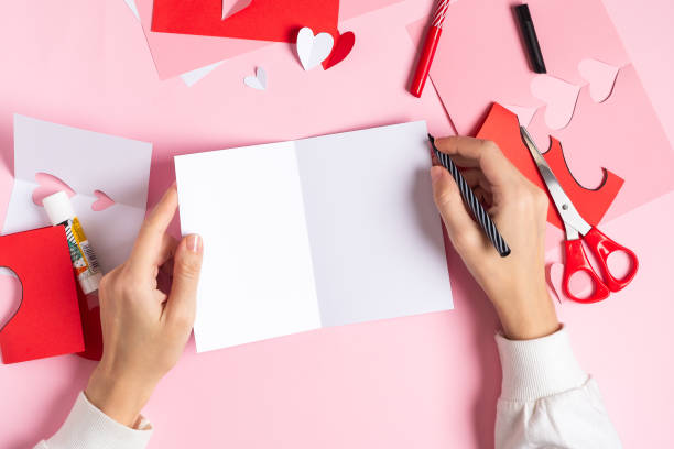 istock DIY Valentine greeting card, mock up 1296134487