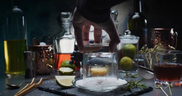 istock A vlogger is demonstrating how to make drinks at home 1296138572