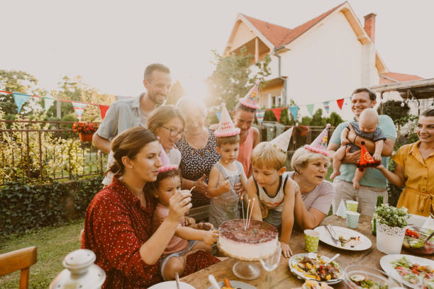 istock An outdoors birthday party 1296163119