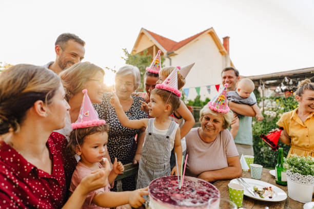 istock An outdoors birthday party 1296163174