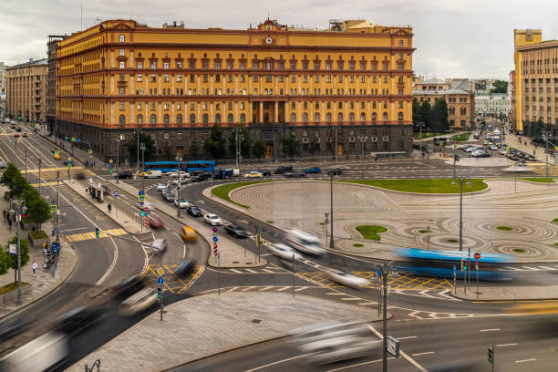 moskwa, plac lubyanka , budynek fsb - central focus zdjęcia i obrazy z banku zdjęć