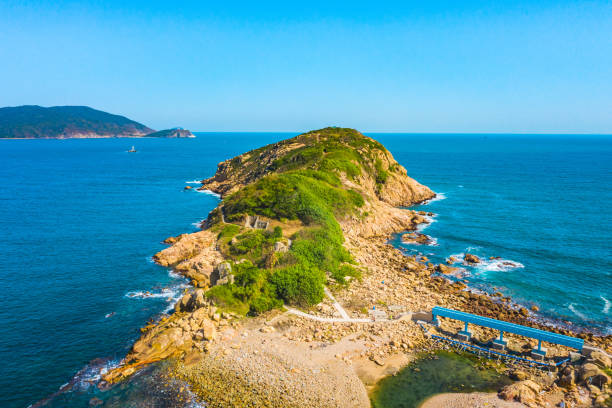 widok drona na shek o, hong kong island - hong kong sky blue bay zdjęcia i obrazy z banku zdjęć