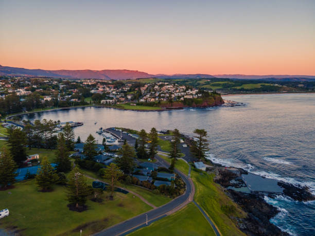 istock Sunrise Seascape at Kiama Blow Hole 1296402883